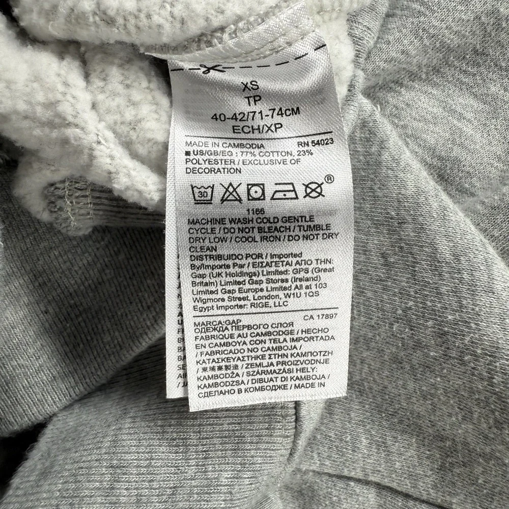 GAP Hoodie Boys XS‎ Gray Pullover Sweatshirt Fleece Logo Kangaroo Pocket Casual